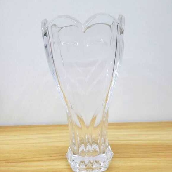 Vintage Crystal Heart Ruffle Square Sweetheart Vase - Picture 11 of 13